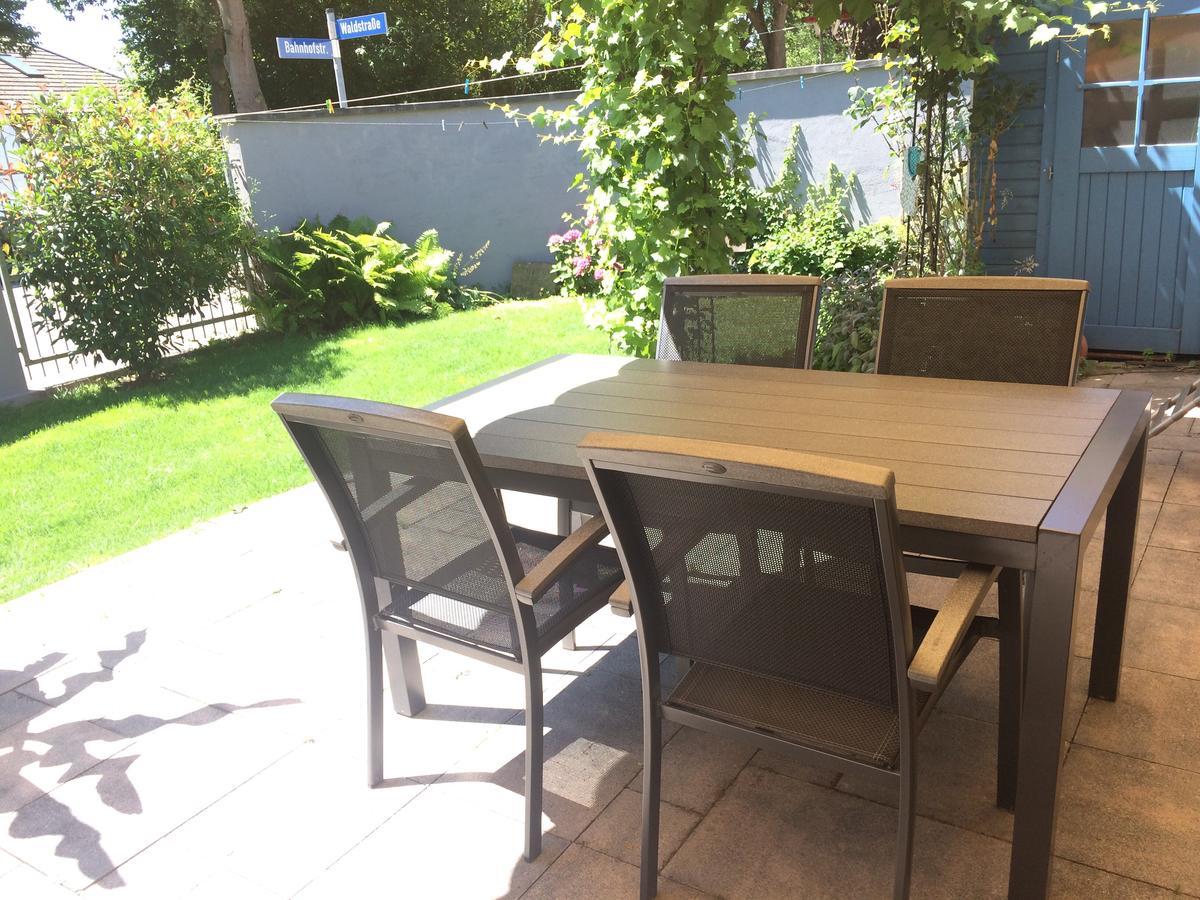 Ferienwohnung Mirjam Riegel Exterior foto